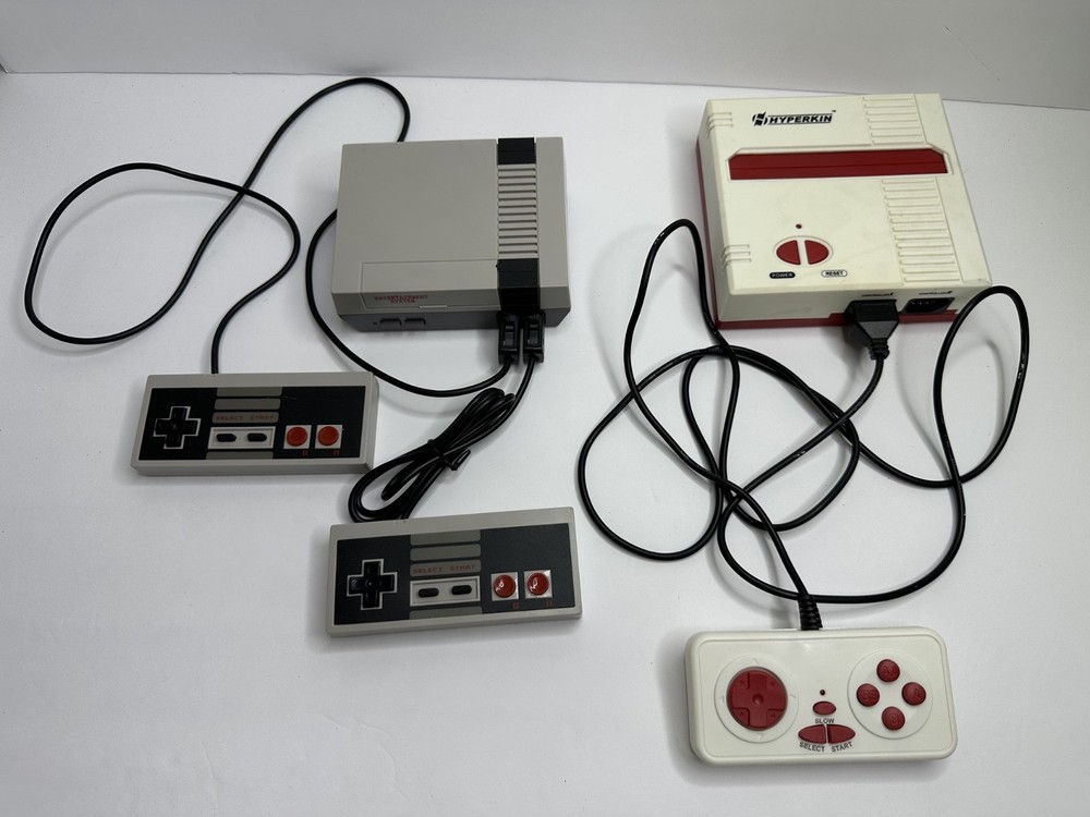 Retro Mini Game 620 Built In Controller Hyperkin Entertainment Systems Lot