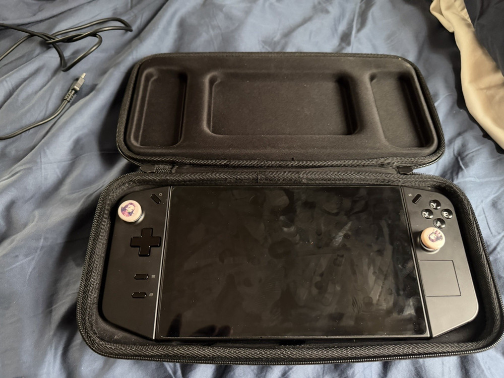 Valve Steam Deck Handheld System Black USB-C Wi-Fi w/ Travel Case & Adapter