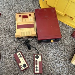 Nintendo Famicom Disk System Red Beige Detachable Controllers Composite RCA