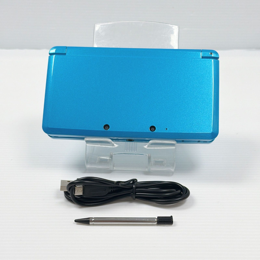 Nintendo 3DS Light Blue Console CTR-001 Tested Working