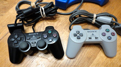 Sony PlayStation 1 PS1 Console Bundle + 2 Controllers & Dragon Hack – SCPH-7501