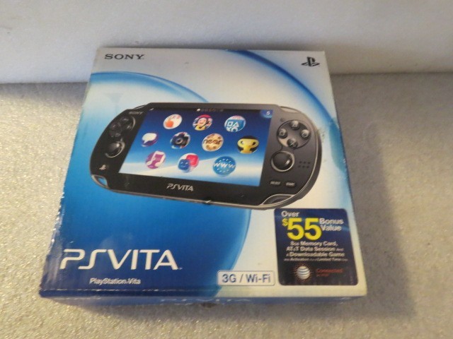 SONY PSVITA PCH-1101 VITA 3G/WI-FI WITH 8GB SD CARD BLACK HANDHELD HOME VIDEO GA
