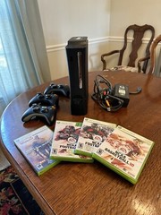Microsoft Xbox 360 Elite Console – Black