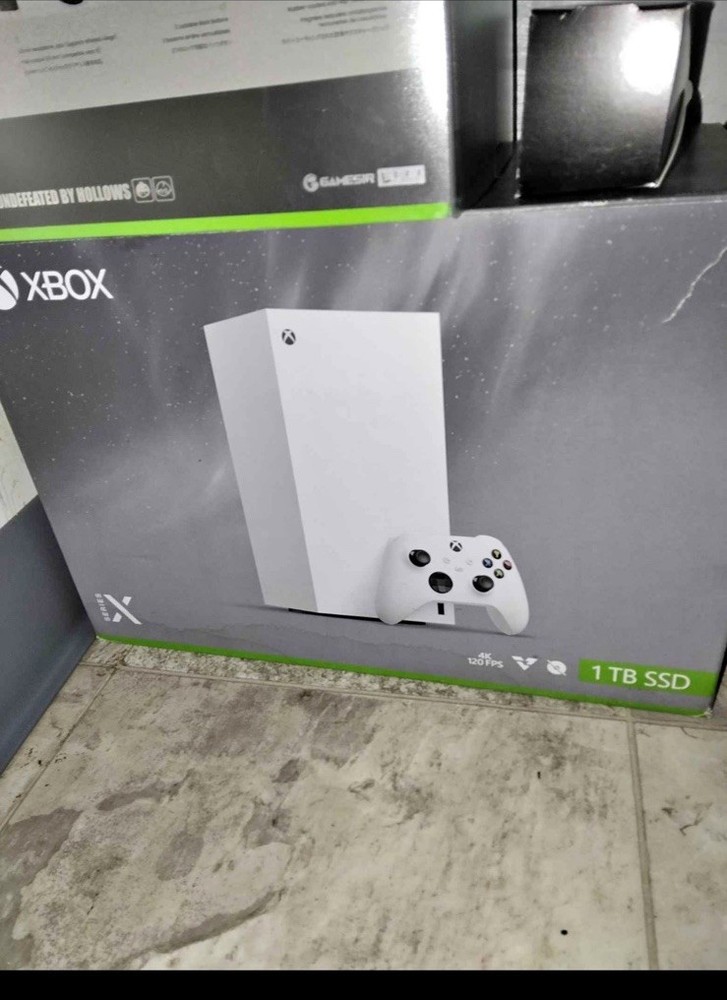 Microsoft Xbox Series X Console 1TB 4K Wi-Fi HDMI White RRT-00001