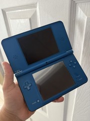 Nintendo DSi XL Handheld System – Midnight Blue Read Description