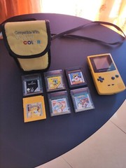 Nintendo Game Boy Color Yellow Bundle