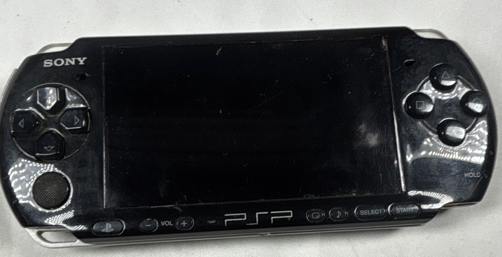 Sony PSP-3001 PlayStation Portable Handheld NTSC-U/C Wi-Fi 480p Black