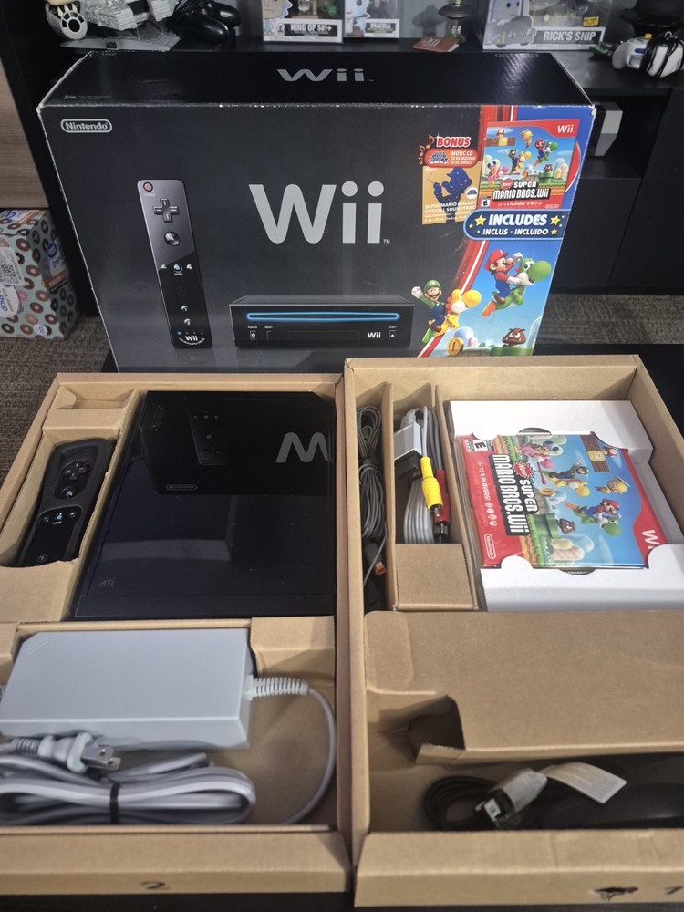 Nintendo Wii Holiday Bundle Black Console C.i.b. Must See!!