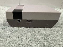 8-Bit Retro Entertainment System Console – 2 Controllers – Tested