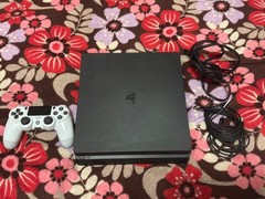 Sony PlayStation 4 Slim (CUH-2215B) 1TB Console with controller+ 8 games bundle