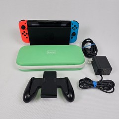 Nintendo Switch Console w/ Dock & Neon Red/Blue Joy-Con, 32GB Wi-Fi 1080p READ
