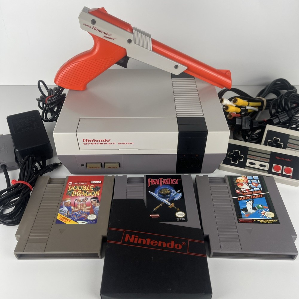 Nintendo NES System Console Bundle 2 Controllers Zapper Gun 3 Games NEW 72 PIN