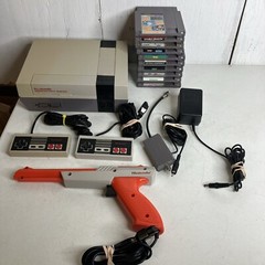 Nintendo NES Console System Bundle 10 Games 2 Controllers NEW PINS Mario Icarus