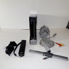 Nintendo Wii Black Console Bundle RVL-001 w/ Remote, Nunchuk, Cables