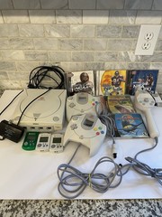 SEGA Dreamcast MEGA BUNDLE-Console, controllers, Fishing Rod, memory cards+games
