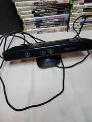 Microsoft Xbox 360 S Console, Controller, Kinect & 28 Games Mega Bundle!