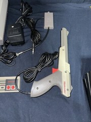 NINTENDO NES CONSOLE 3 CONTROLLERS ZAPPER ALL CORDS 7 Games TESTED WORKING 1985
