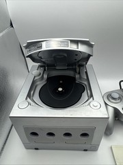 Nintendo GameCube Console DOL-001 Silver with Controller – No Cables – TESTED