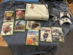 XBOX 360 CONSOLE AS IS FOR PARTS, bundle – 2 Controllers, 64MB, PS, cable, 8 dis