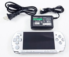 PSP 3000 MYSTIC SILVER CONSOLE Authentic Sony Japan Region Free Tested