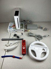 Nintendo Wii White Console Bundle RVL-001 (USA) Mario Controller, Wheel, 4 Games