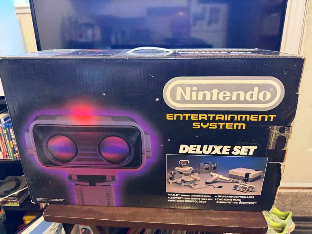 Nintendo Deluxe Set with ROB the Robot cib with NES Accessories & games