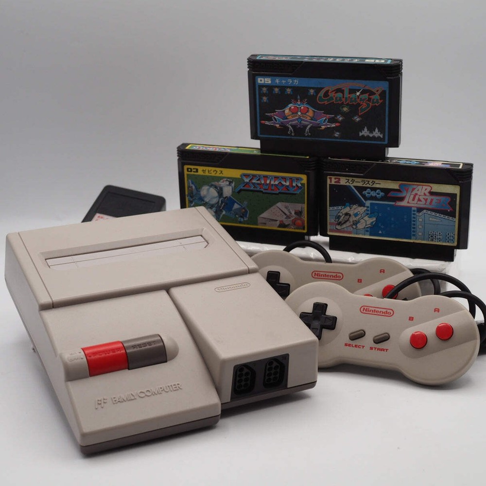 Nintendo New Famicom Console System HVC-101 + Lot of 3 Space Shooter Games