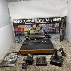 Atari 2600 Console Original 6 switch Console In Box Joystick game WORKING lot