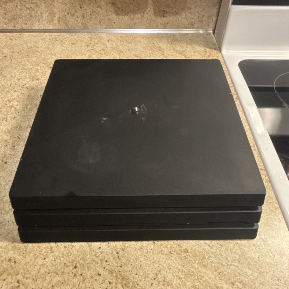 Sony PlayStation 4 Pro Black Console Wi-Fi Blu-Ray HDMI USB-A