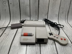 Nintendo NES-101 Top Loader Console Bundle w/ Dogbone Controller Cable Untested