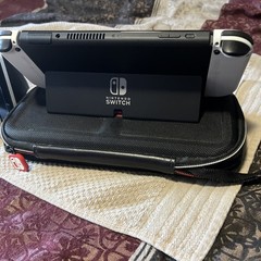 Nintendo Switch OLED White Bundle 128GB Pokémon Arceus & Brilliant Diamond Works