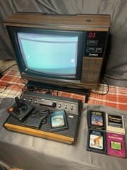 Atari 2600 6-Switch Console – Fully Restored – 6 Games – Plug & Play