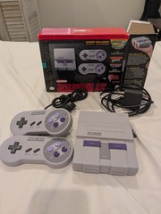 Nintendo SNES Classic Console – 20+ Classic games Pre-installed