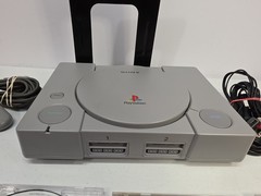 Sony PS1 Bundle 2 Controllers 8 Games FF Anthology Tekken 2 Tomb Raider II