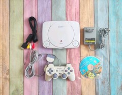 Sony Playstation 1 ps one SCPH-102 psone plays discs from all regions