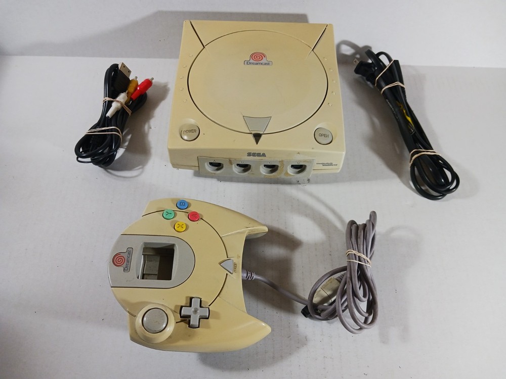 SEGA Dreamcast Console Bundle Tested Working Yellowed Discolored Set Plays