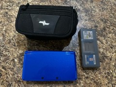 Nintendo 3DS Cobalt Blue Console English Excellent -No Charger- With 6 Games
