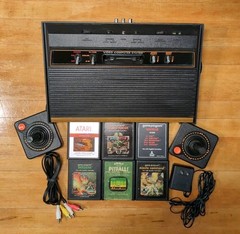 Atari 2600 RCA AV Mod with Controllers, 6 Games. Works Great!