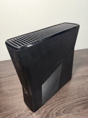 XBOX 360 SLIM Model 1439 Bundle OEM Tested /Cleaned Includes Game