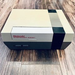 1985 Original NES Nintendo System Console NES-001, Powers On – READ DESCRIPTION