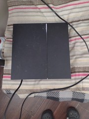 Sony PlayStation 4 500GB Jet Black Console, Controller, and 4 Games.