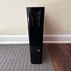 Microsoft Xbox 360 E Black Home Console Wi-Fi HDMI MPN 1538 2014