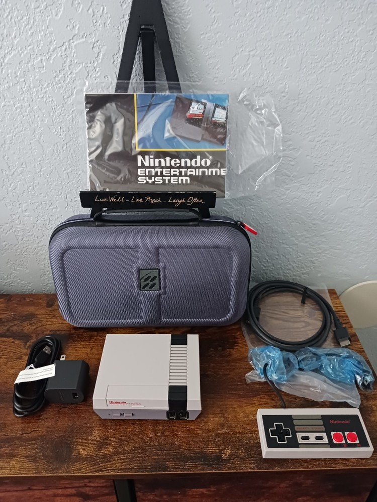 Nintendo NES Classic Edition Mini Console Bundle 30 Games Controller Case OEM