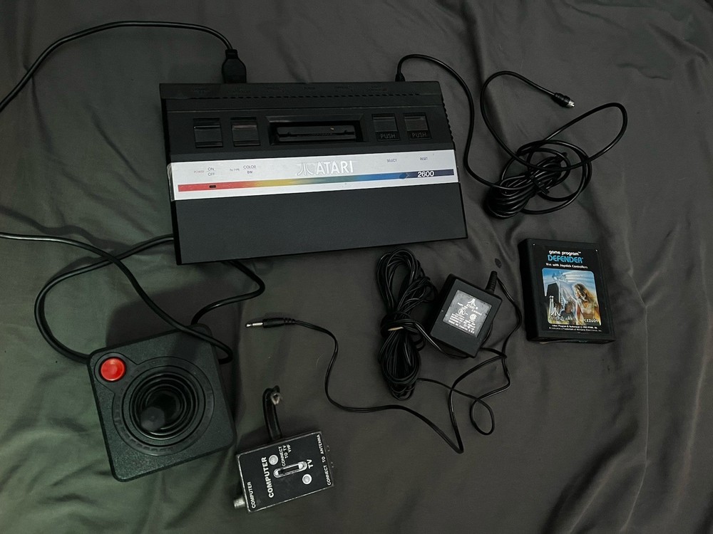 Atari 2600 Junior Jr. Console + Hookups + Controller Working Console
