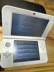 Nintendo 3DS XL Handheld Game Console Pink & White With Charger