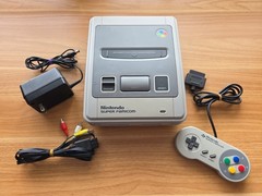 Nintendo Super Famicom Console Bundle + OEM Controller Japan Import – Tested!