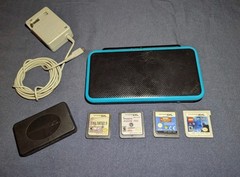 Nintendo 2DS XL Black/Blue Open Library Charger, Stylus, 32GB SD Card, Games