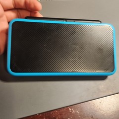 Nintendo 2DS XL System – Turquoise/Black