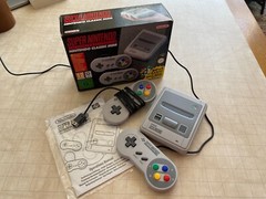 Nintendo – Super NES Classic Edition Gaming Console – Variant Colors