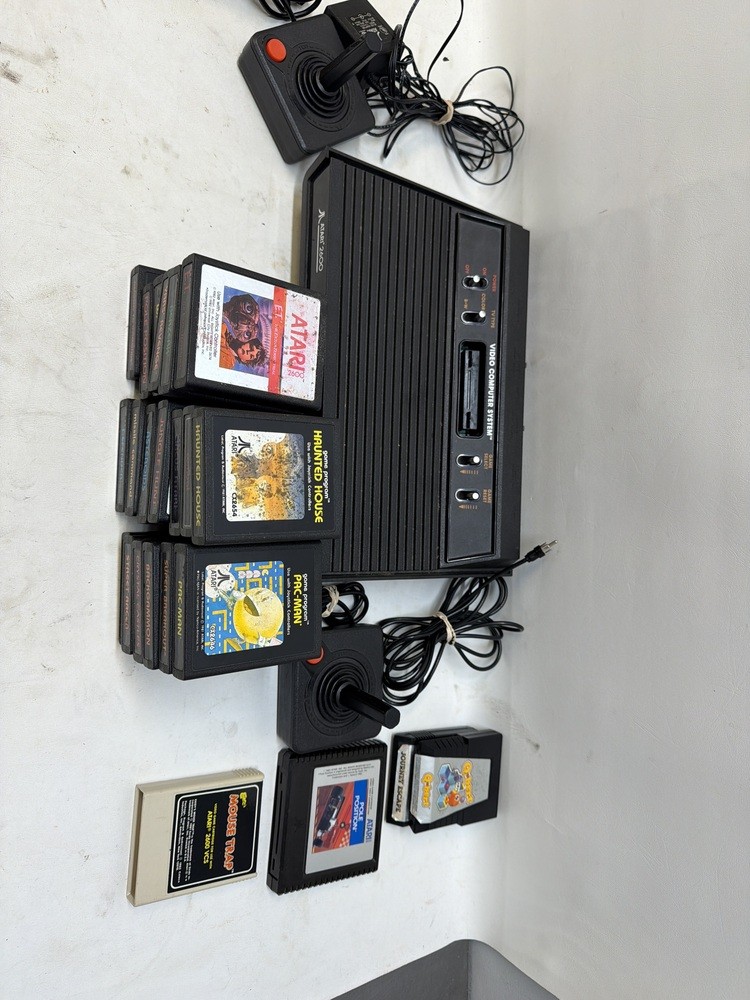 ATARI CX-2600A with 32 games